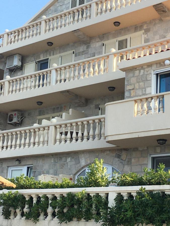 Apartments Palace Mira Mare Tivat Dış mekan fotoğraf