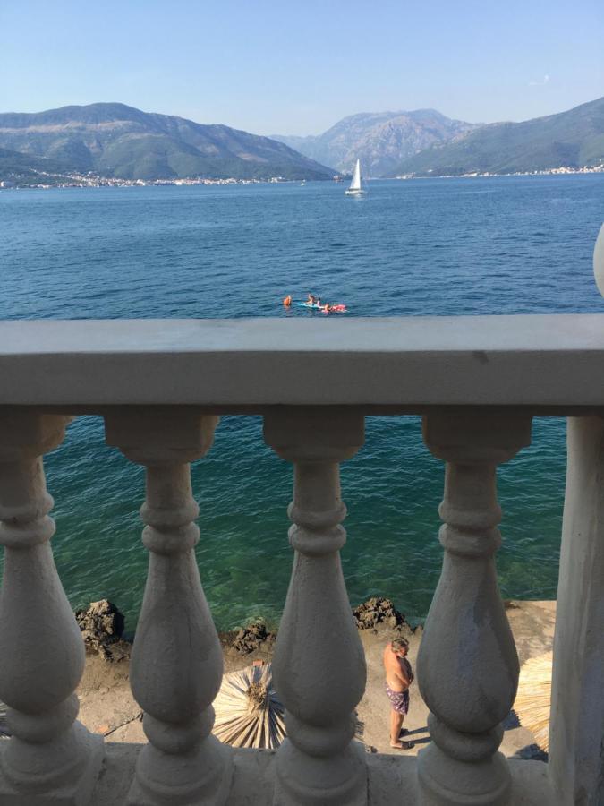 Apartments Palace Mira Mare Tivat Dış mekan fotoğraf