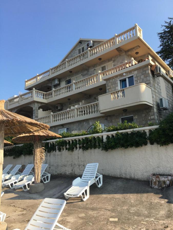 Apartments Palace Mira Mare Tivat Dış mekan fotoğraf
