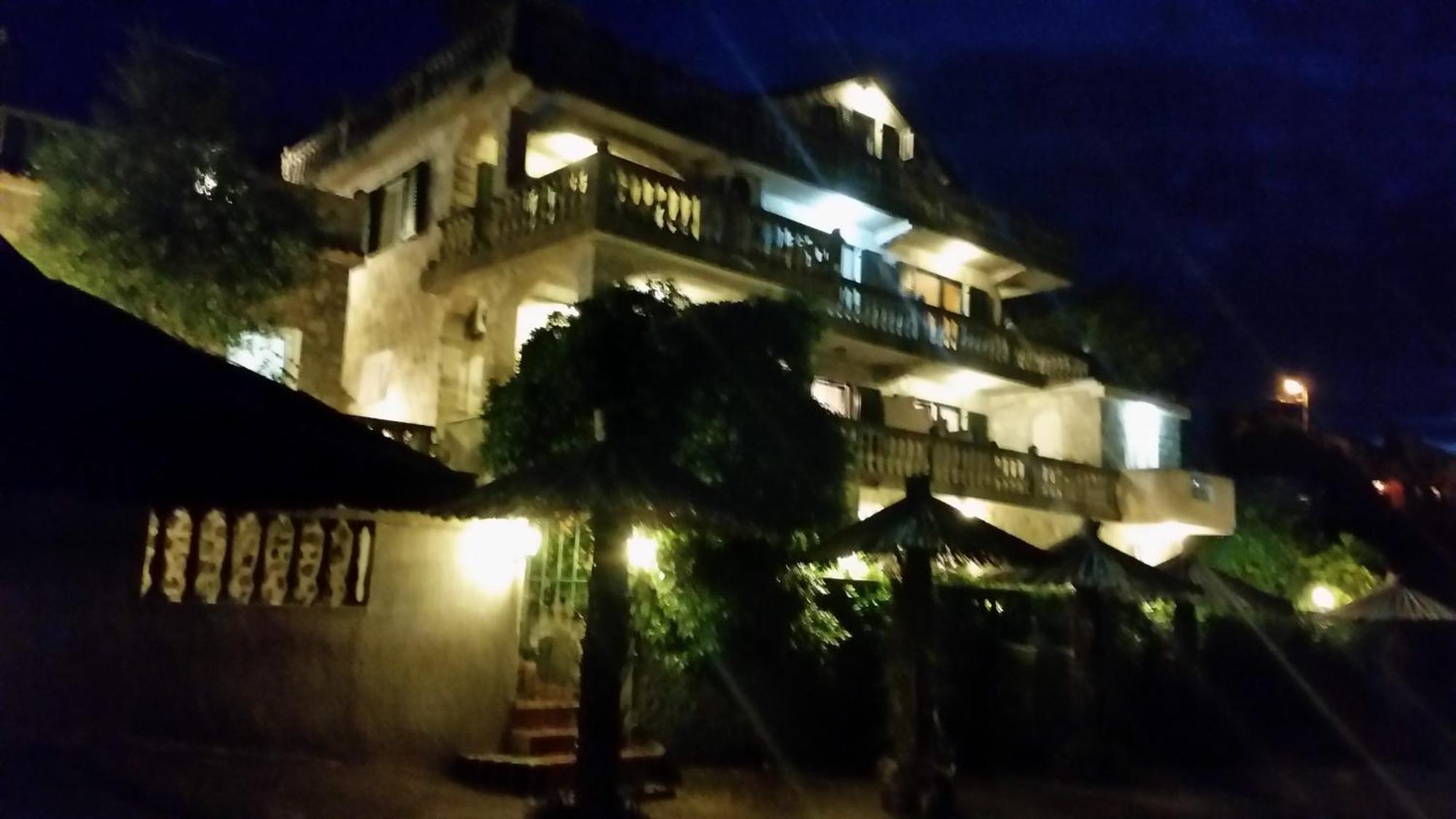 Apartments Palace Mira Mare Tivat Dış mekan fotoğraf