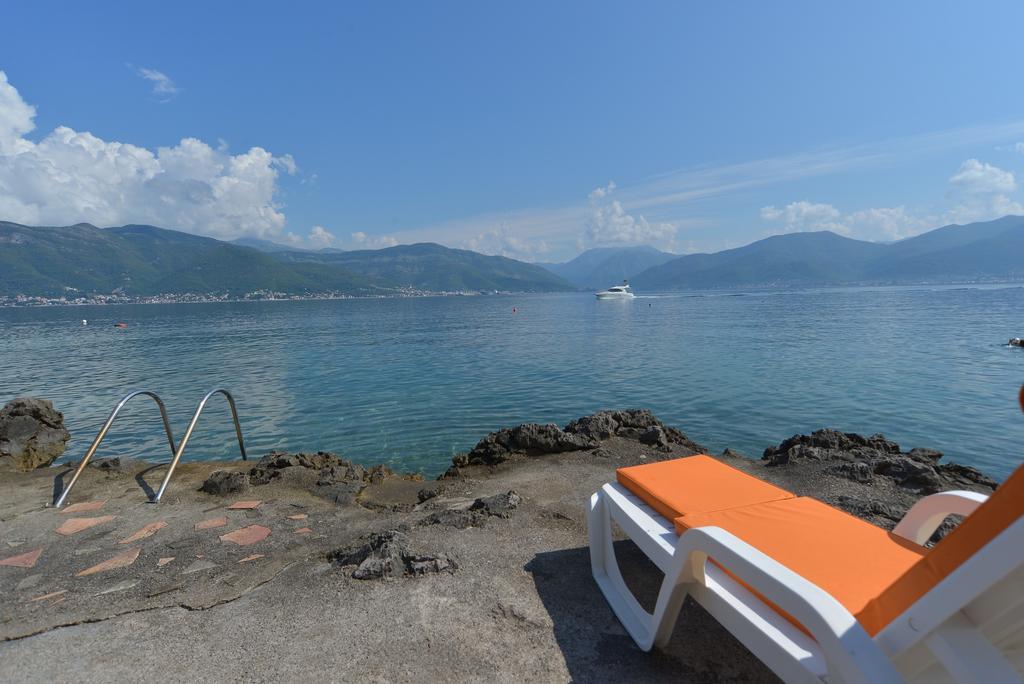 Apartments Palace Mira Mare Tivat Dış mekan fotoğraf