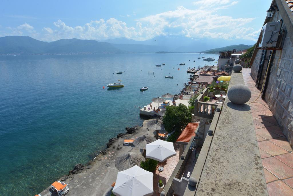 Apartments Palace Mira Mare Tivat Dış mekan fotoğraf