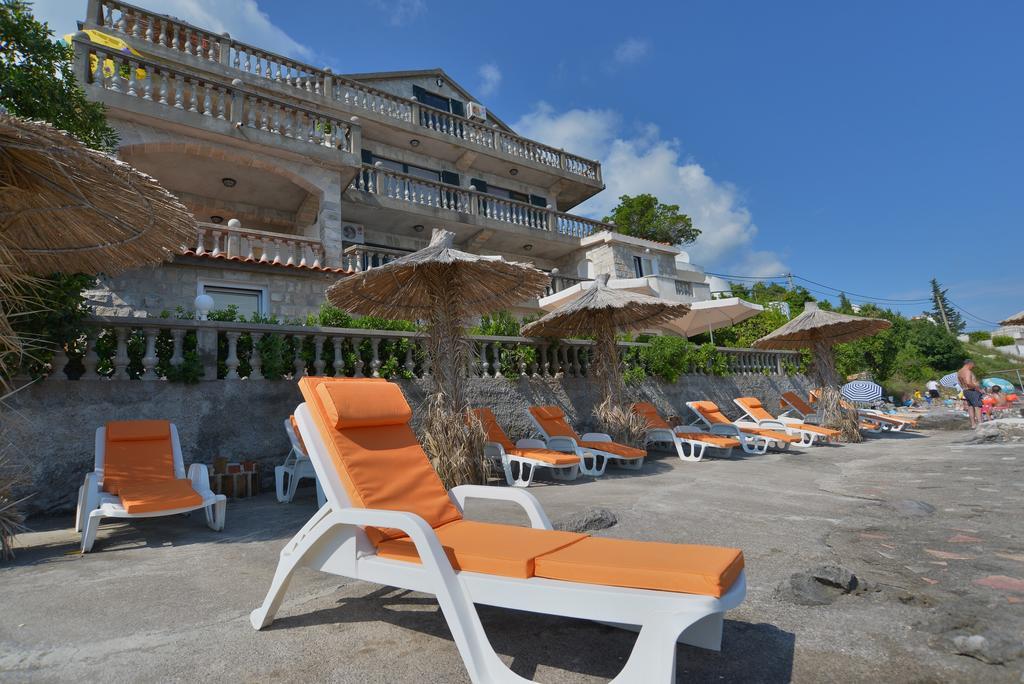 Apartments Palace Mira Mare Tivat Dış mekan fotoğraf