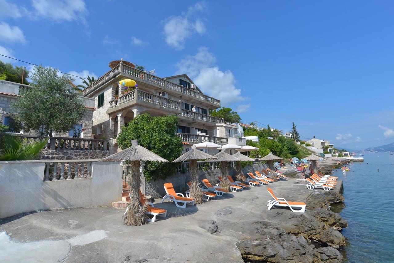 Apartments Palace Mira Mare Tivat Dış mekan fotoğraf